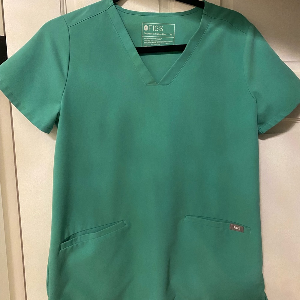 Womens figs scrub top
